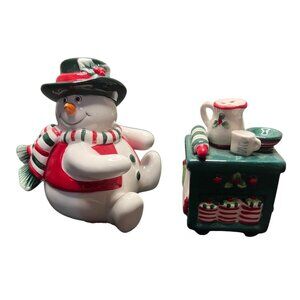 Snowman & Stove Ceramic Salt & Pepper Shaker Set Holiday Christmas Collectable